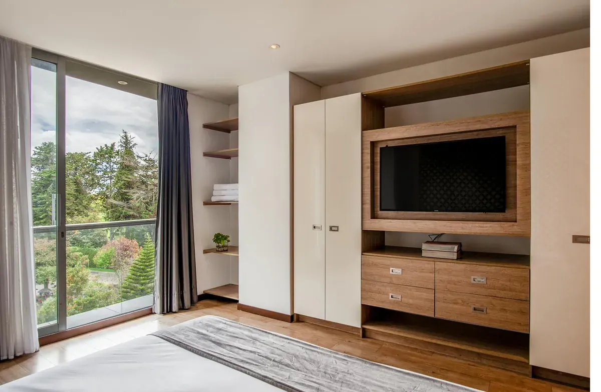 Premium Exterior — Hemma Country